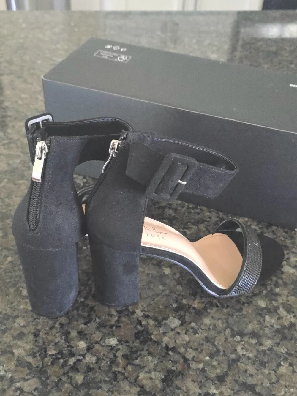 Nicole Miller Neaker Heels Size 8 Black Sparkle Gem Strap Block Heel Sandals
